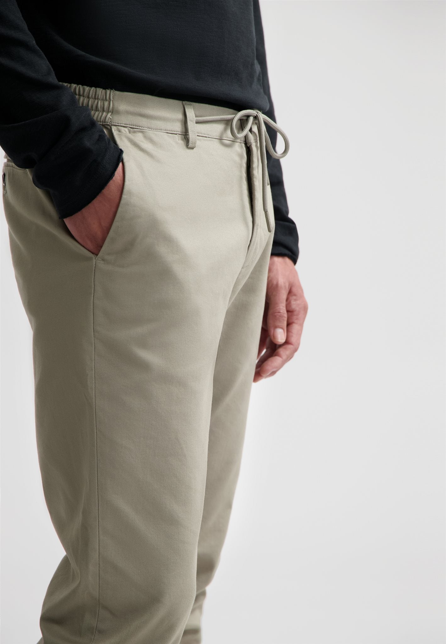 Lancaster Twill Chino Elephant