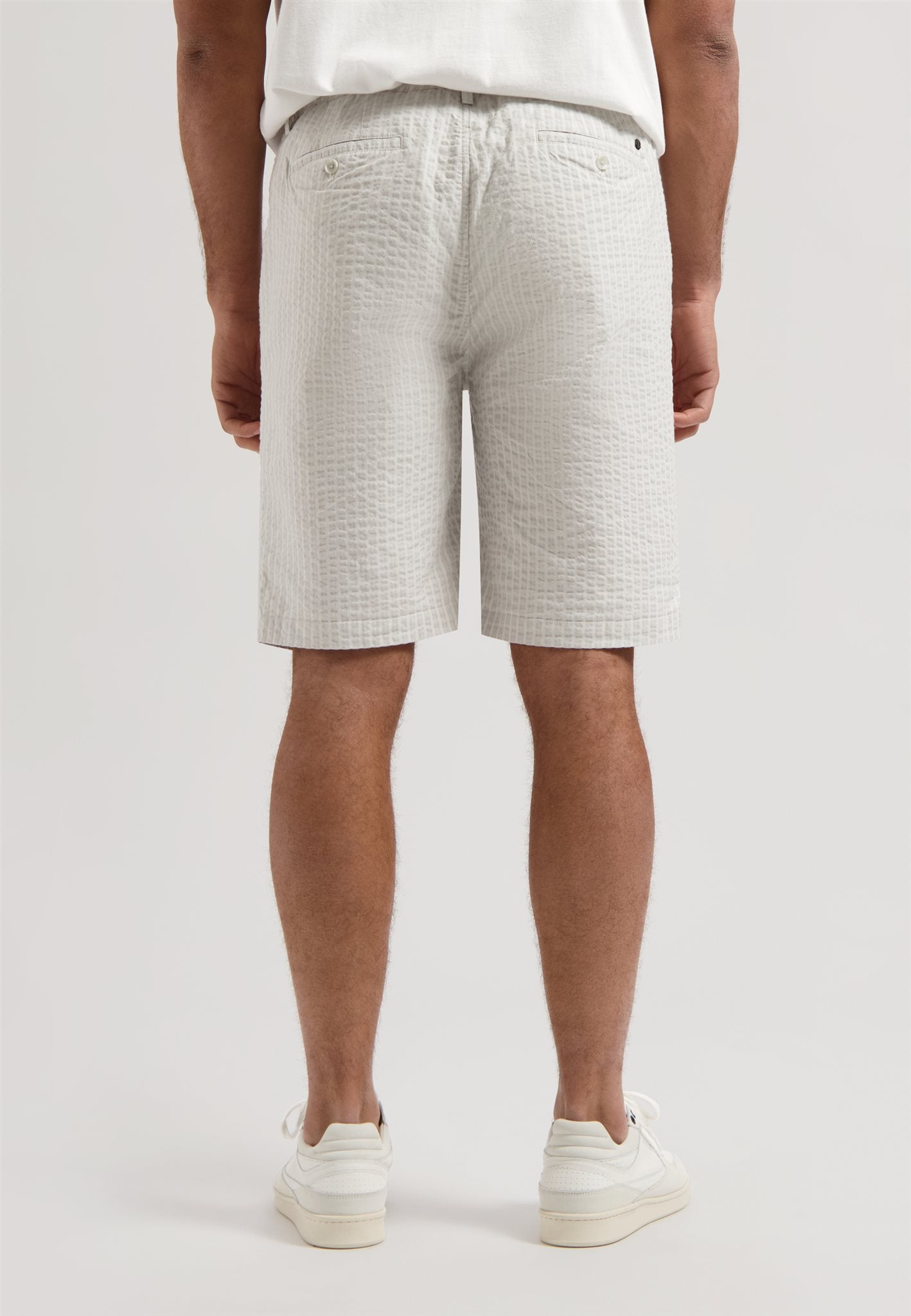 Logan Easy Short Silver Birch