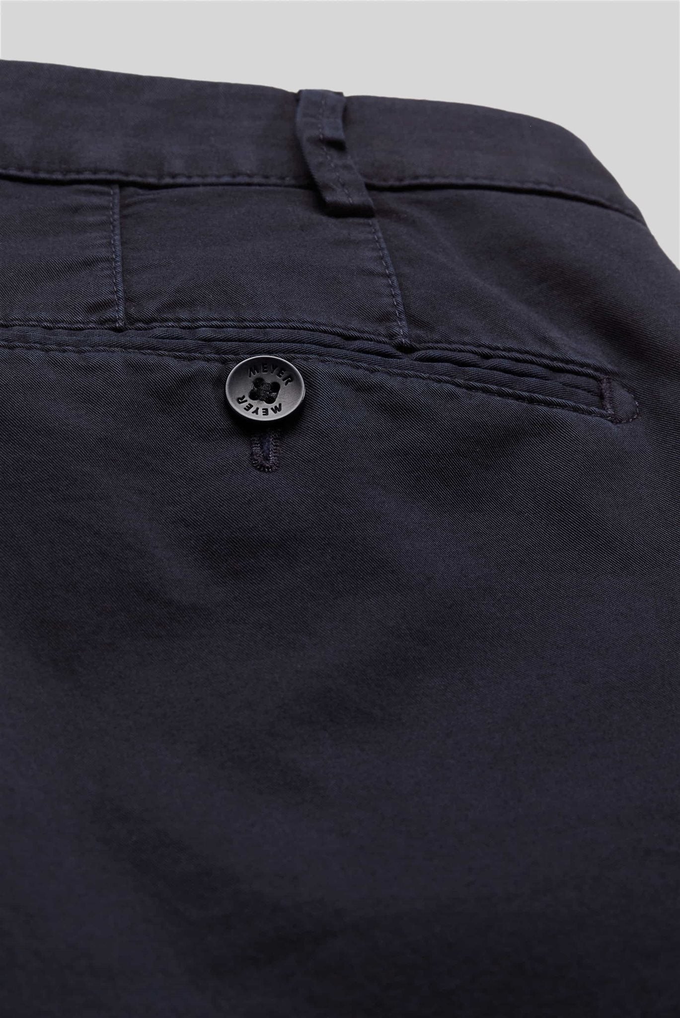 Chino Bonn Navy