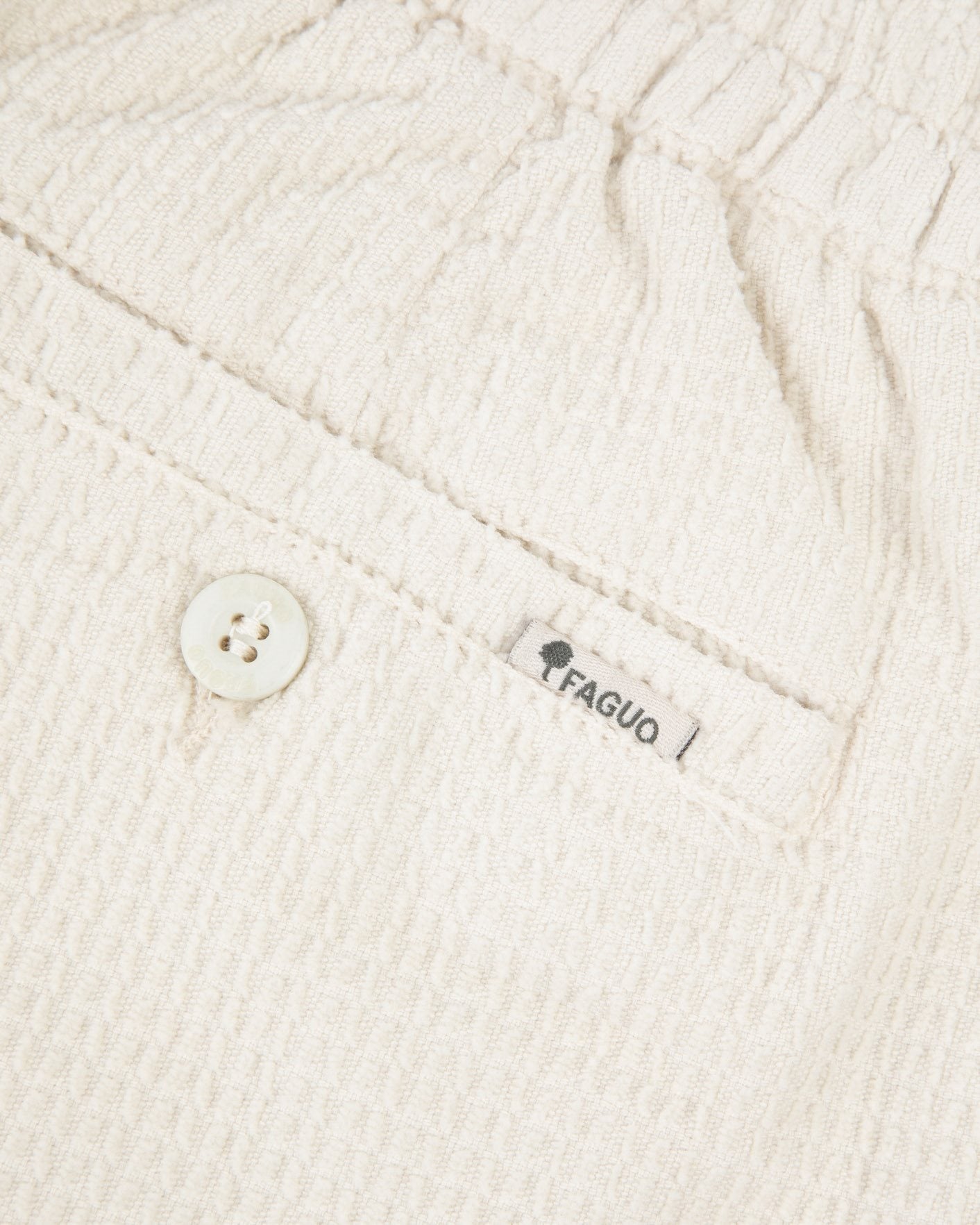 Chevre Short Woven Ecru