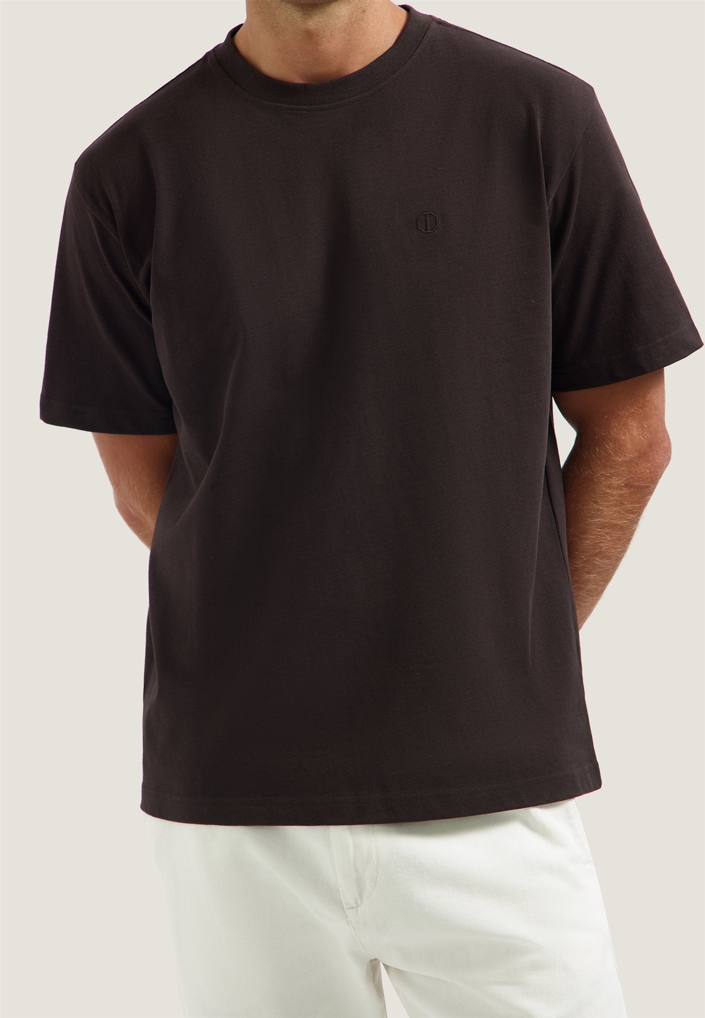 Collin SS Tee Dark Brown