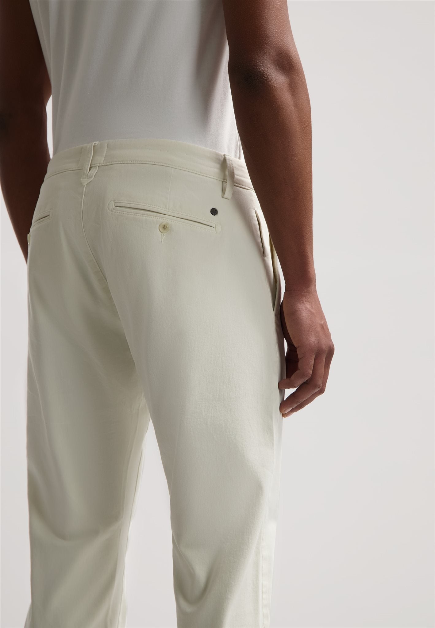 Marlon Chino Silver Birch