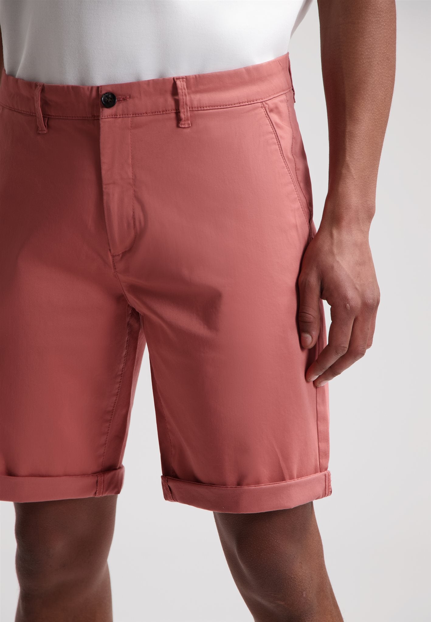 Short Charlie Cedar Wood
