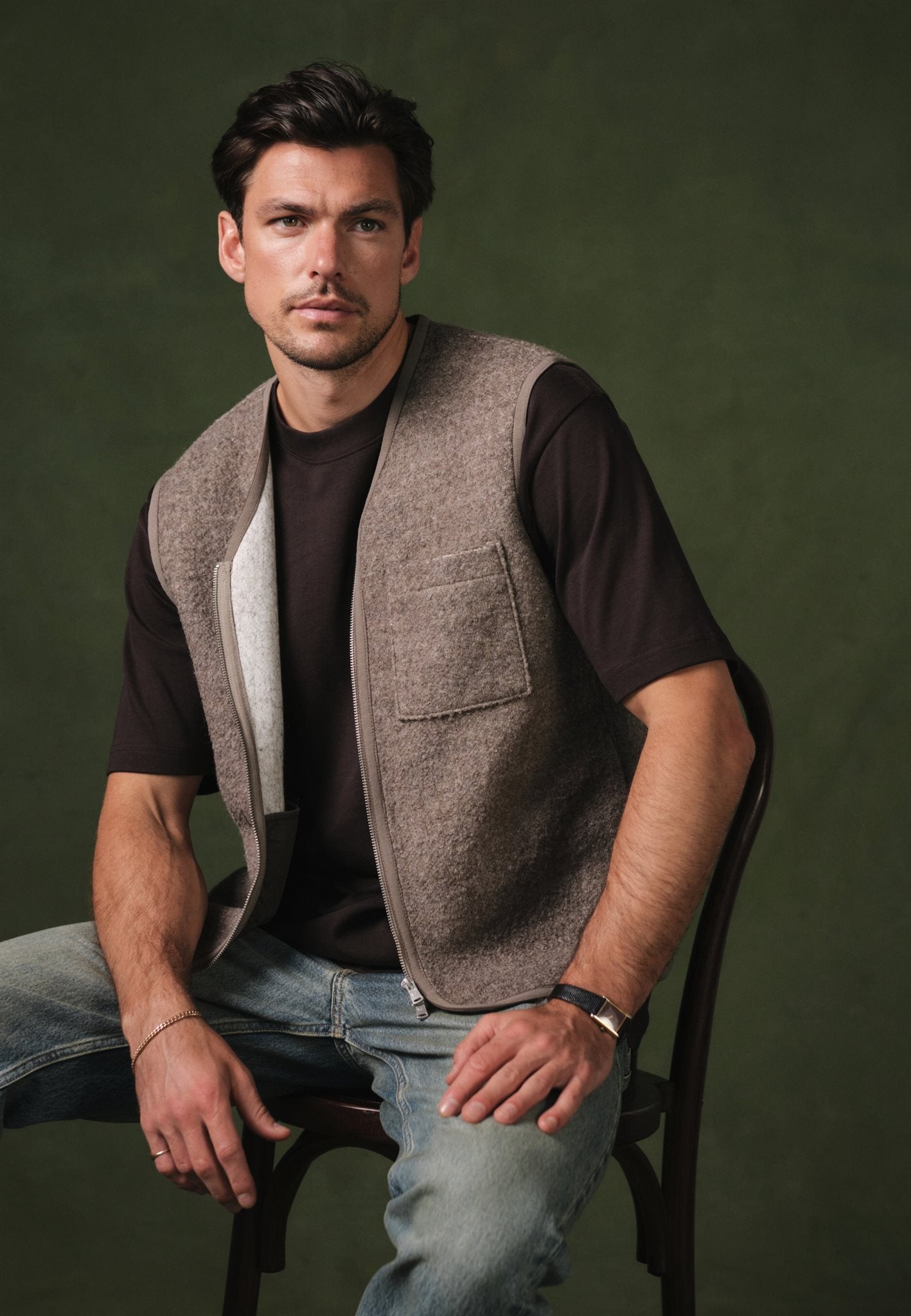 William Teddy Vest Walnut
